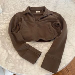 Cropped top sweatshirt joah brown size s/m worn once